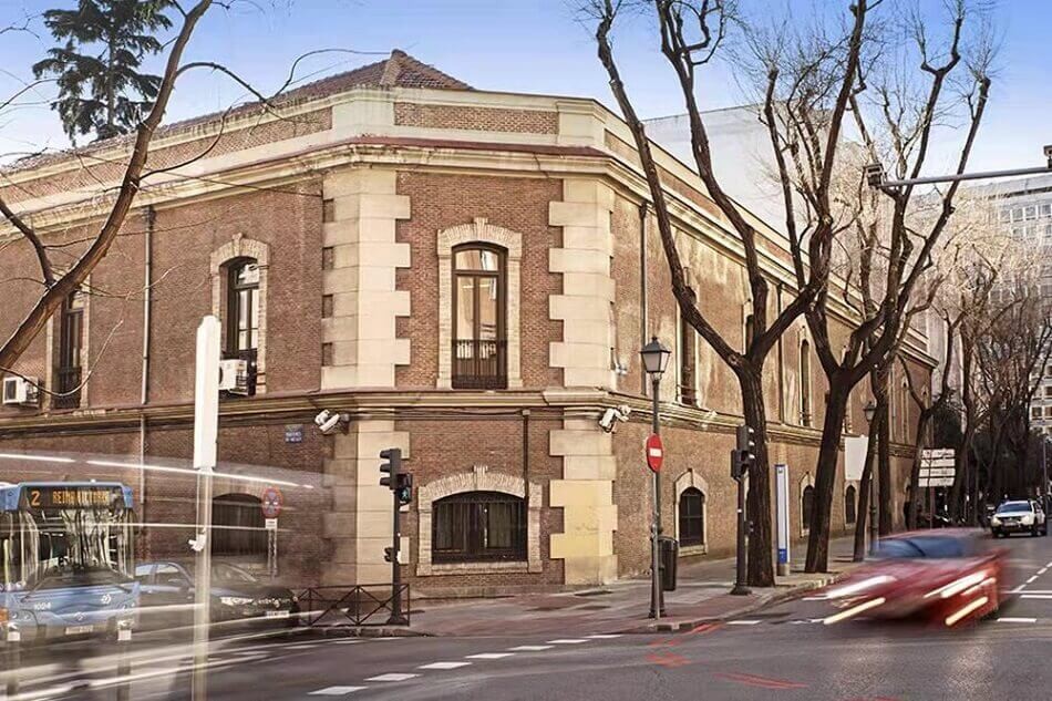 西班牙內(nèi)布里哈大學(xué)EMBA校園一覽