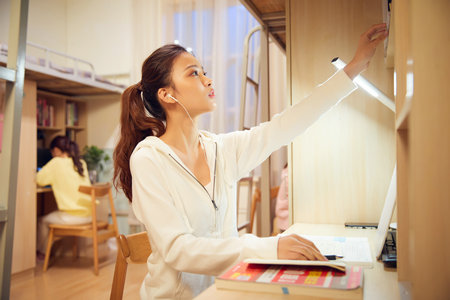 西班牙穆爾西亞大學入學面試