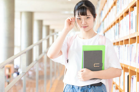 凝聚態(tài)物理在職研究生學(xué)制學(xué)費