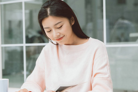 考上在職研究生能否推遲一年上學