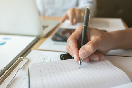 法國ILCI高等商學院國際博士有雙證嗎