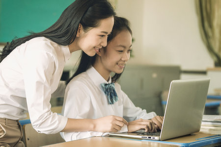 中國政法大學(xué)同等學(xué)力申碩學(xué)費(fèi)一覽表 中國政法大學(xué)同等學(xué)力申碩學(xué)費(fèi)一覽表