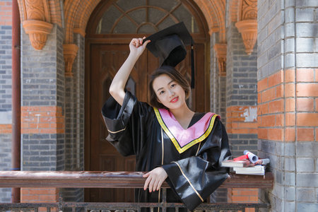 上海大學在職研究生考試科目