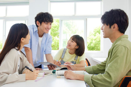 中南大學(xué)MPA報考條件2025年，從哪里報名？