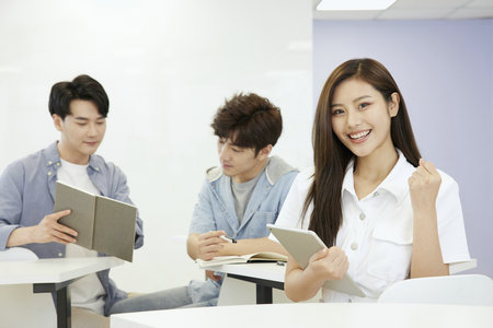 心理學(xué)國際碩士學(xué)費