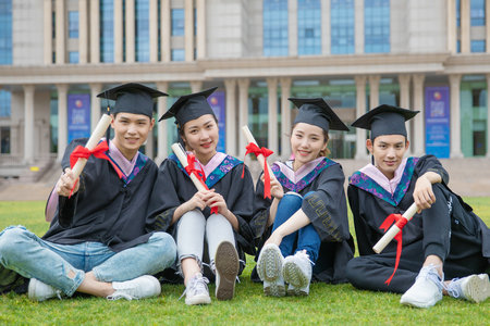 新聞傳播學高級研修班學費