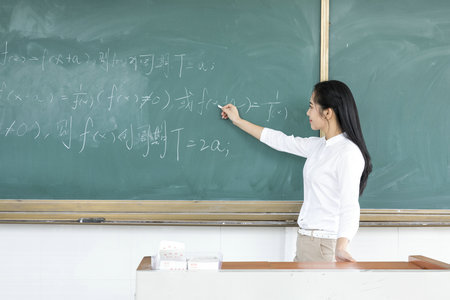 農(nóng)業(yè)工程與信息技術(shù)非全日制研究生學費