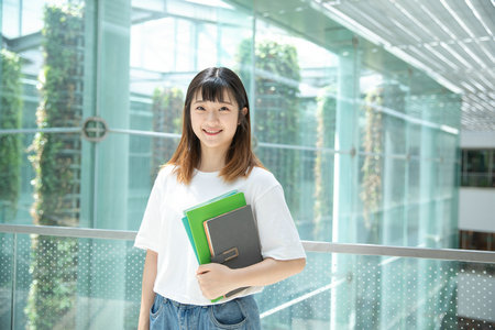 胡安卡洛斯國王大學國際碩士報考條件及流程