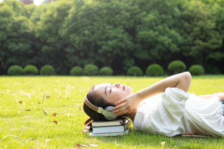 廣東外語(yǔ)外貿(mào)大學(xué)非全日制研究生報(bào)考條件及流程2025年