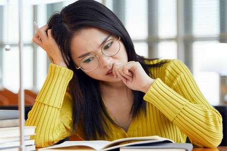 加拿大魁北克大學席庫提米分校中外合辦報名及考試時間2026