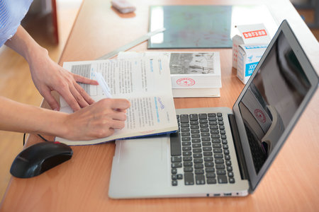 國(guó)民經(jīng)濟(jì)學(xué)在職博士報(bào)名及考試時(shí)間