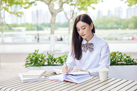 法國諾歐商學(xué)院復(fù)試 法國諾歐商學(xué)院復(fù)試