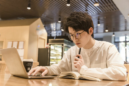 新疆財(cái)經(jīng)大學(xué)MBA調(diào)劑