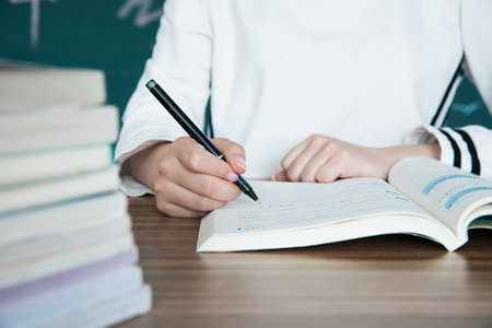 南昌大學非全日制研究生招生條件 南昌大學非全日制研究生招生條件