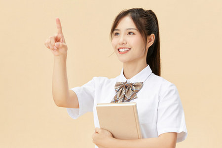 香港浸會(huì)大學(xué)國(guó)際博士XX大招生人群