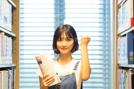 對(duì)外經(jīng)濟(jì)貿(mào)易大學(xué)同等學(xué)力申碩招生簡(jiǎn)章