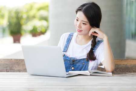 錦州醫(yī)科大學口腔醫(yī)學在職研究生招生信息