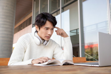 黑龍江大學在職研究生新聞與傳播碩士招生人群