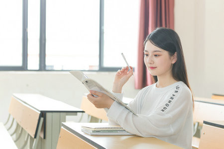 美術(shù)非全日制研究生招生簡(jiǎn)章2025