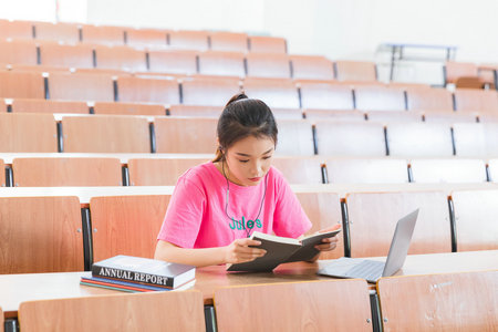 蘭州大學非全日制研究生招生簡章 蘭州大學非全日制研究生招生簡章