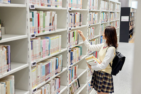 南開大學產業經濟學在職研究生招生人群