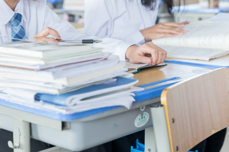 杭州師范大學(xué)金融專(zhuān)碩學(xué)費(fèi)一覽表